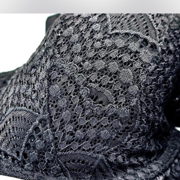 Victoria's Secret Black Lace Bra with Logo Band - Picture 4 of 5